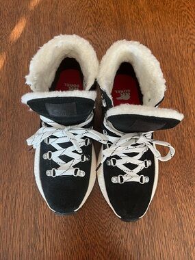 Sorel Out N About III Conquest Waterproof Boots Black White Size 8